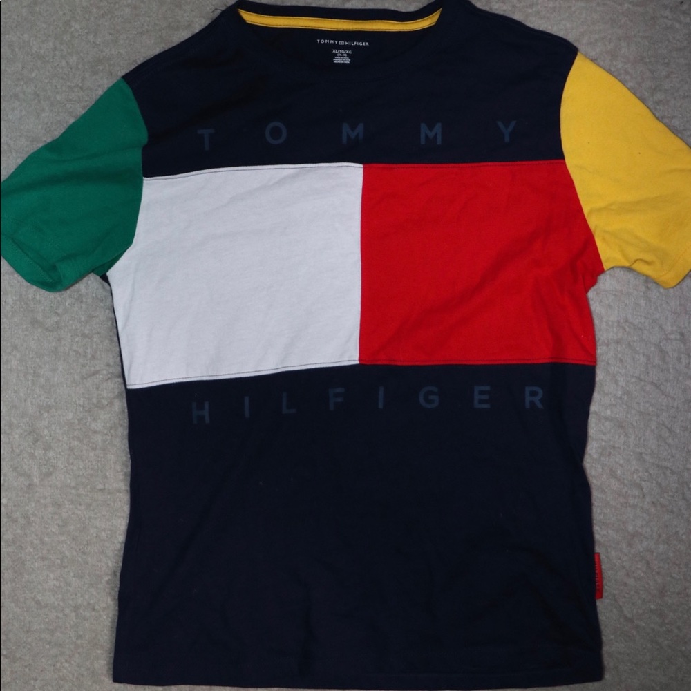 Tommy Hilfiger Boys: Colored T-Shirt